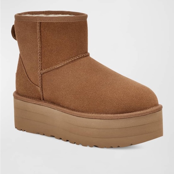 UGG PLATFORM MINI CHESTNUT BOOTS - Picture 1 of 5